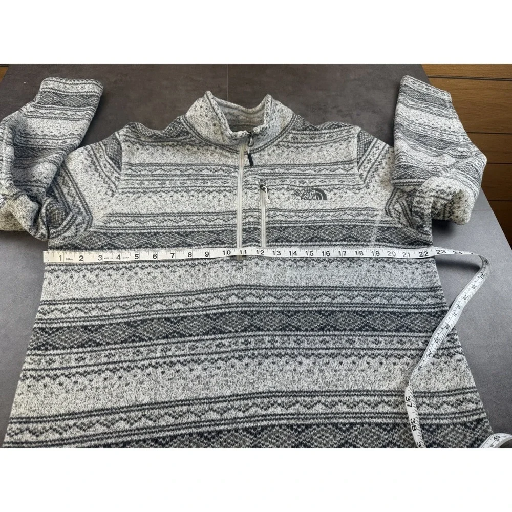 The North Face Men's Aztec/Tribal 1/4 Zip Grey Fleece Pullover Size XL